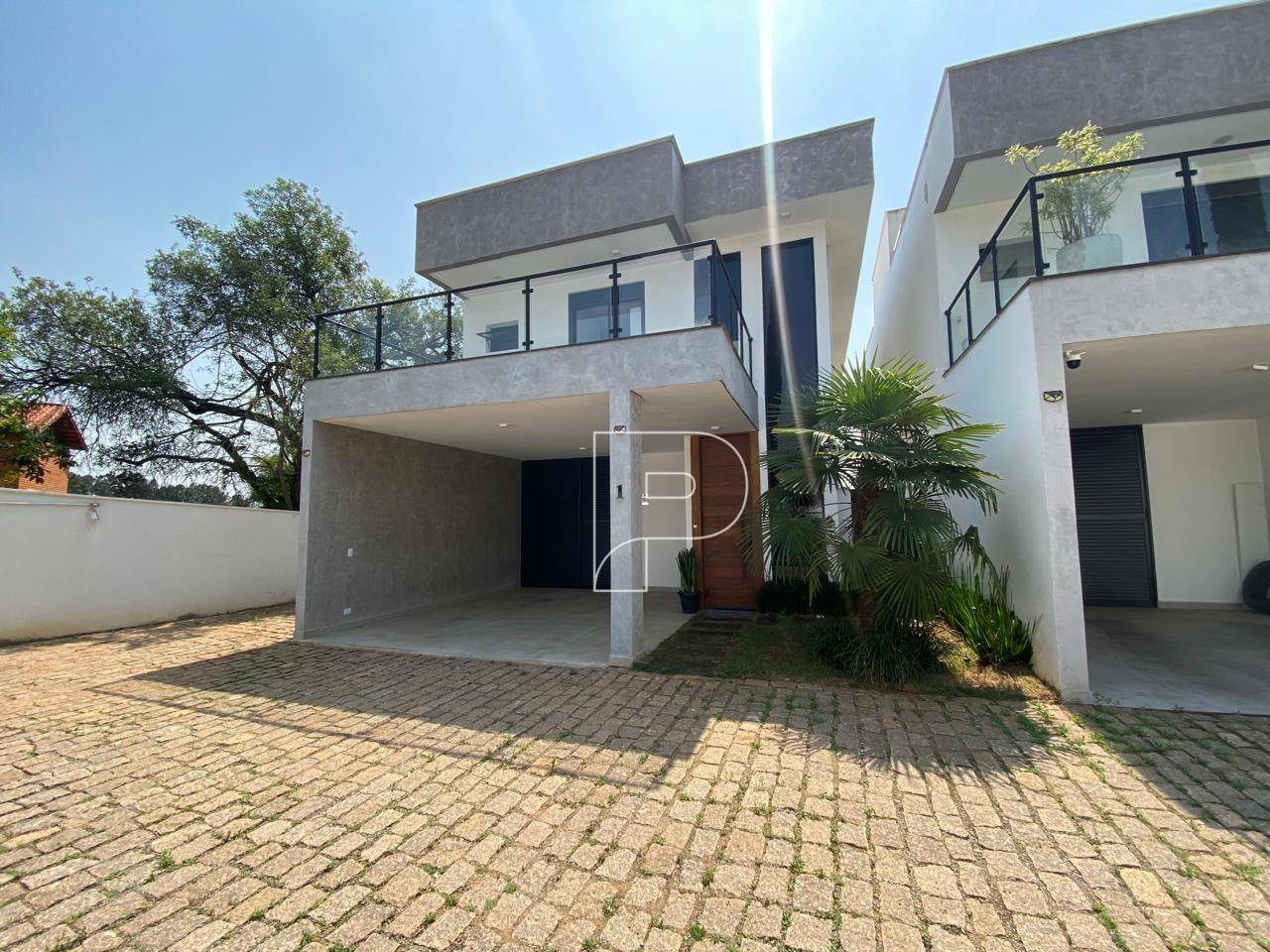 Casa de Condomínio à venda com 3 quartos, 230m² - Foto 3