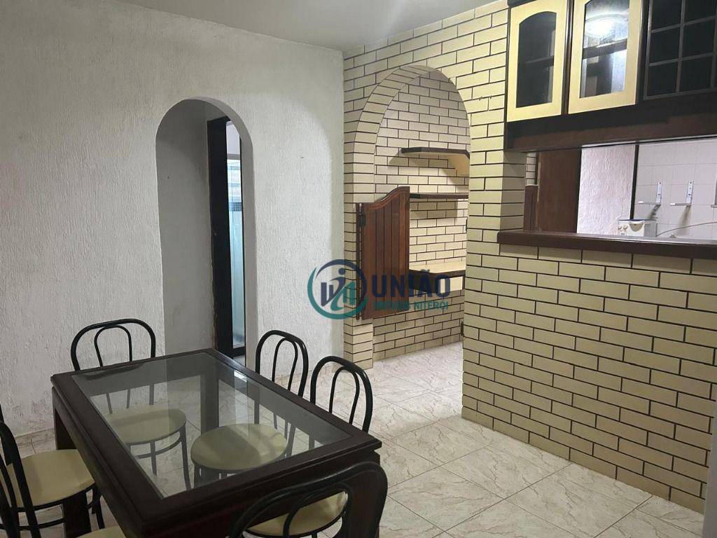 Casa de Condomínio à venda com 4 quartos, 200m² - Foto 4