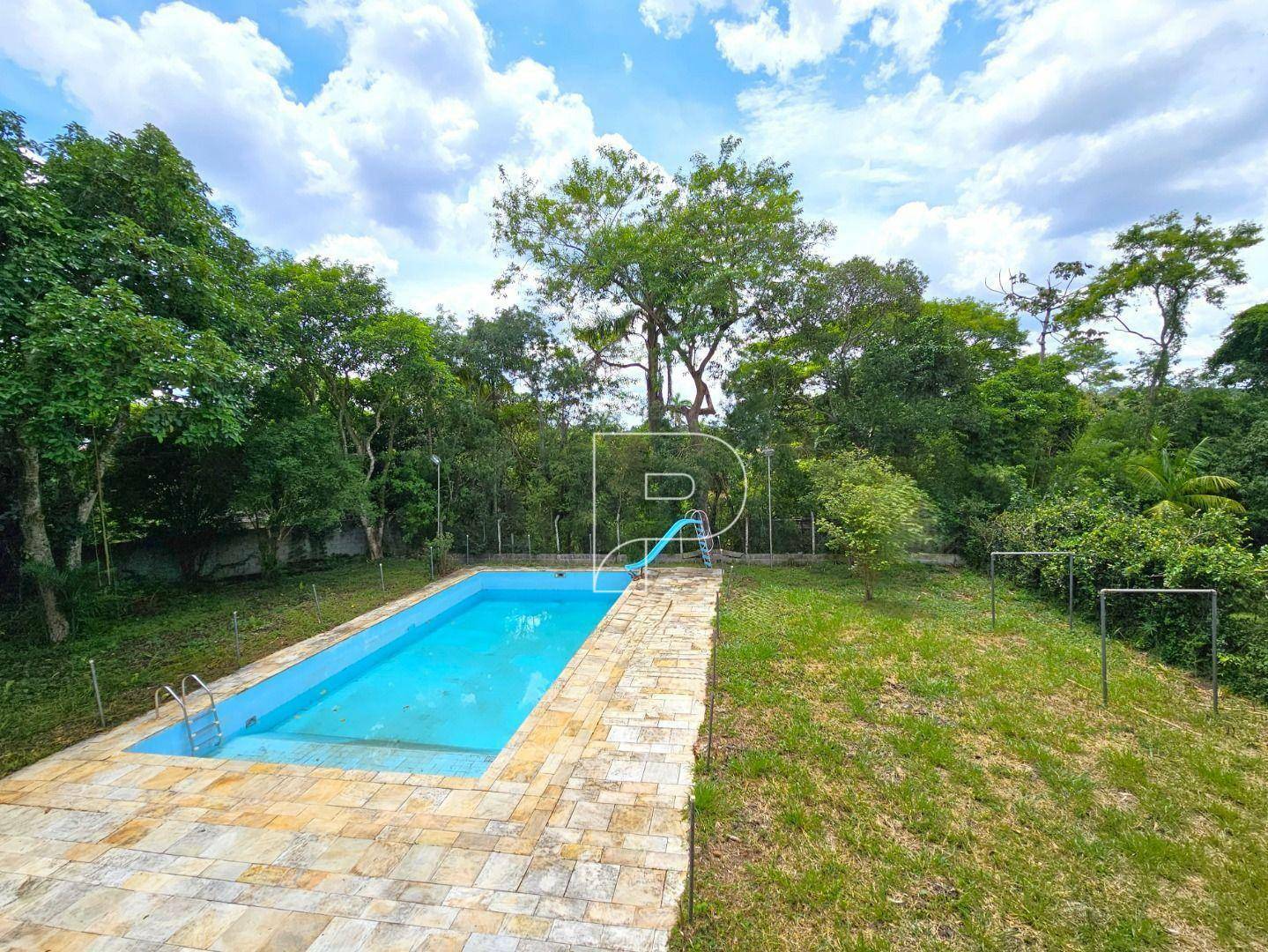 Casa de Condomínio à venda com 4 quartos, 400m² - Foto 1