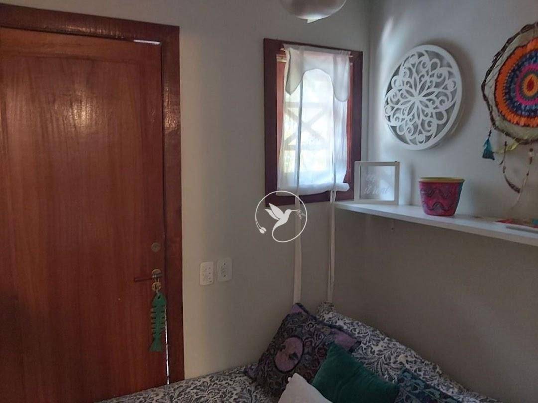 Casa de Condomínio à venda com 3 quartos, 240m² - Foto 15