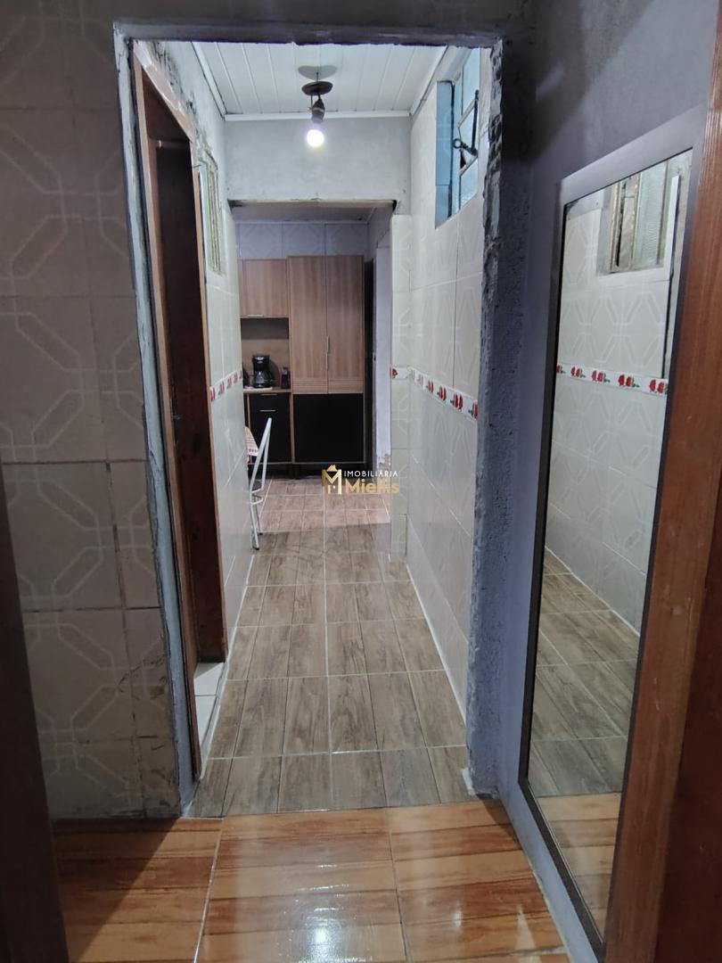Casa à venda com 2 quartos, 60m² - Foto 10
