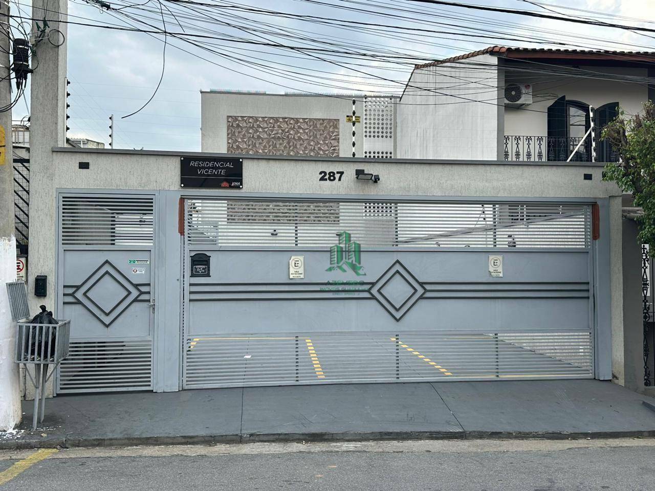 Sobrado para alugar com 2 quartos, 49m² - Foto 1