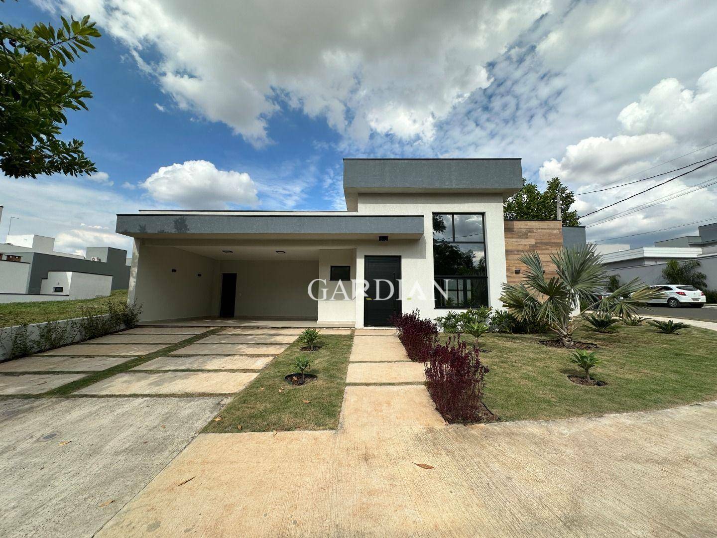 Casa de Condomínio à venda com 3 quartos, 178m² - Foto 1