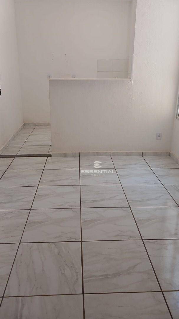 Apartamento à venda com 2 quartos, 45m² - Foto 2