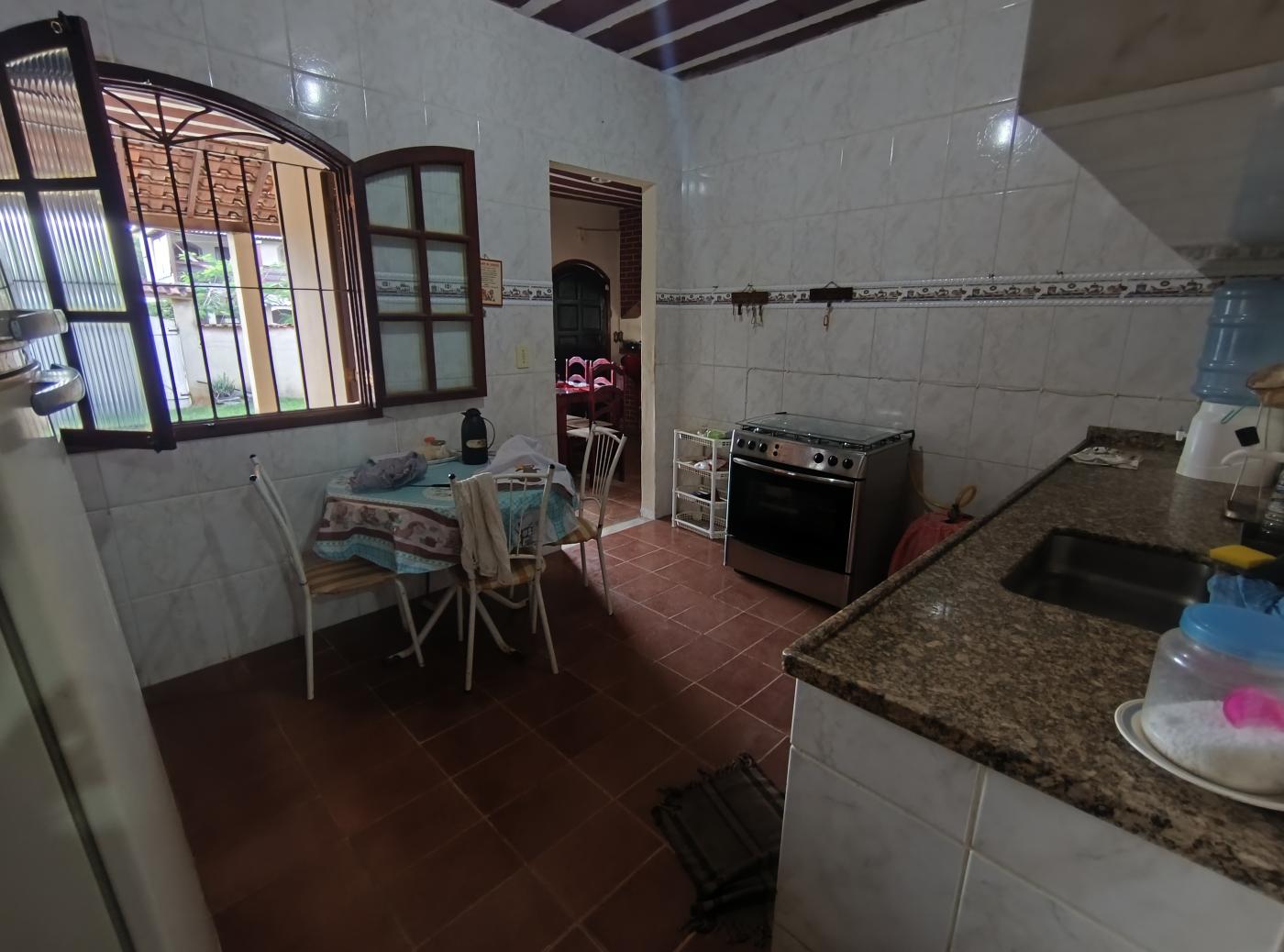 Casa à venda com 2 quartos, 450m² - Foto 16