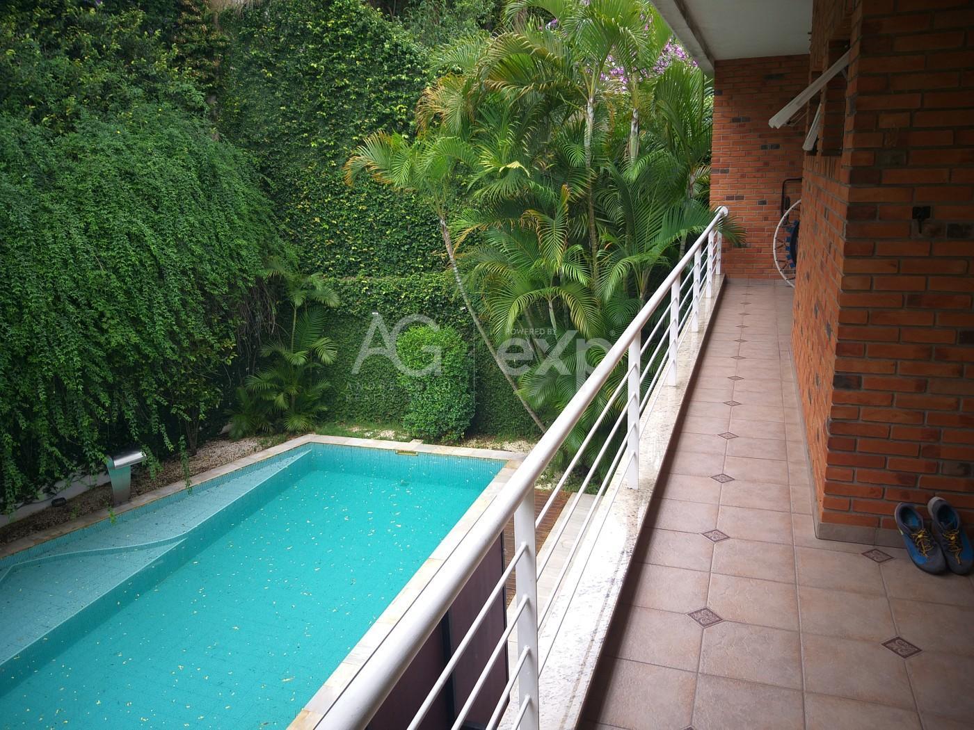 Casa à venda com 4 quartos, 584m² - Foto 11