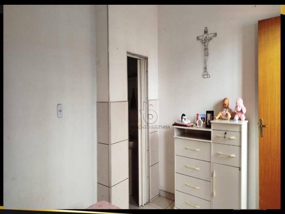 Casa à venda com 6 quartos, 342m² - Foto 10