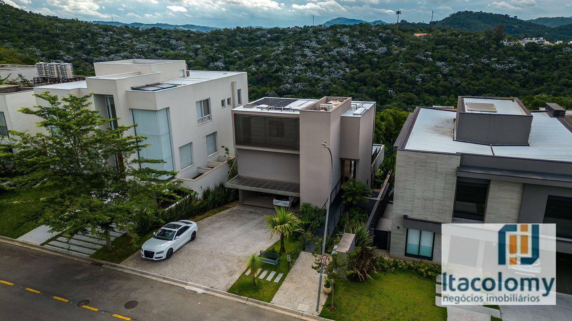 Casa à venda e aluguel com 4 quartos, 303m² - Foto 40