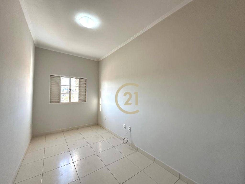 Casa à venda e aluguel com 3 quartos, 110m² - Foto 15