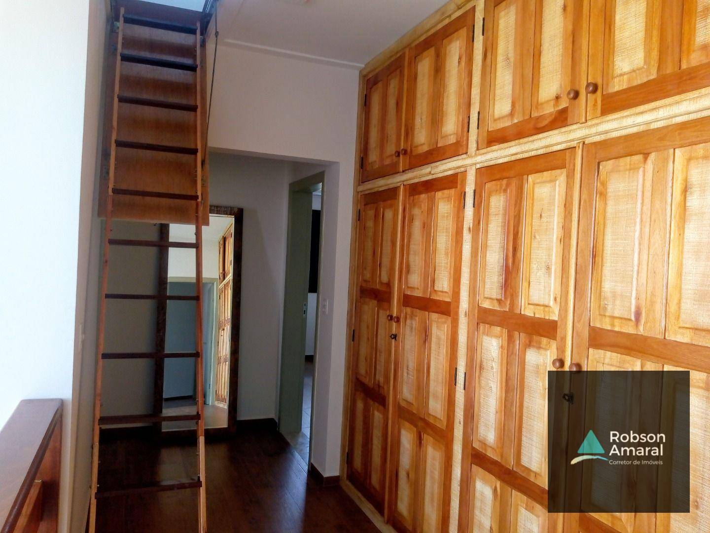 Sobrado à venda com 4 quartos, 300m² - Foto 13