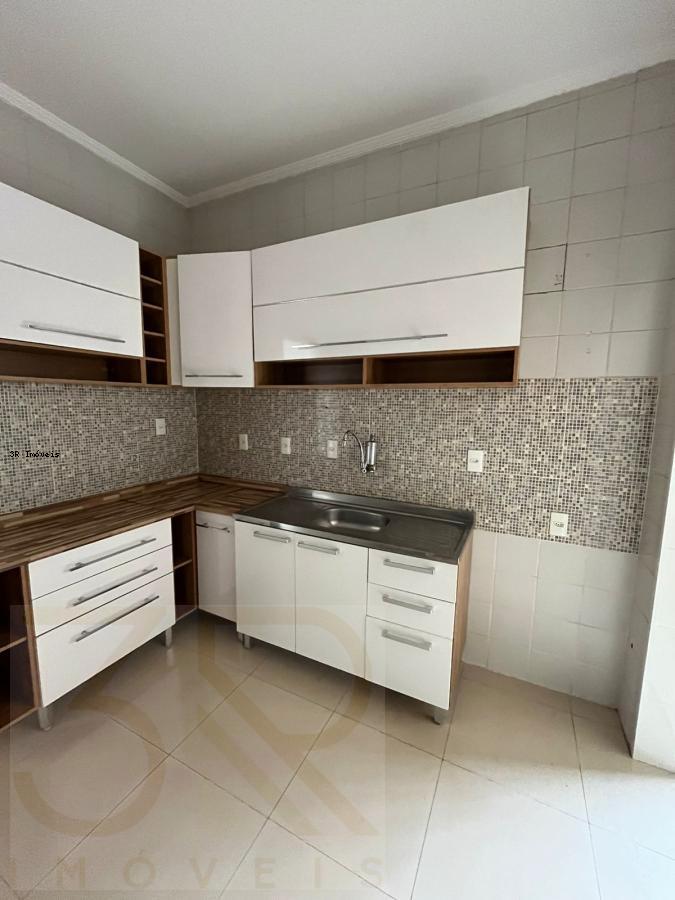 Apartamento para alugar com 3 quartos, 71m² - Foto 3