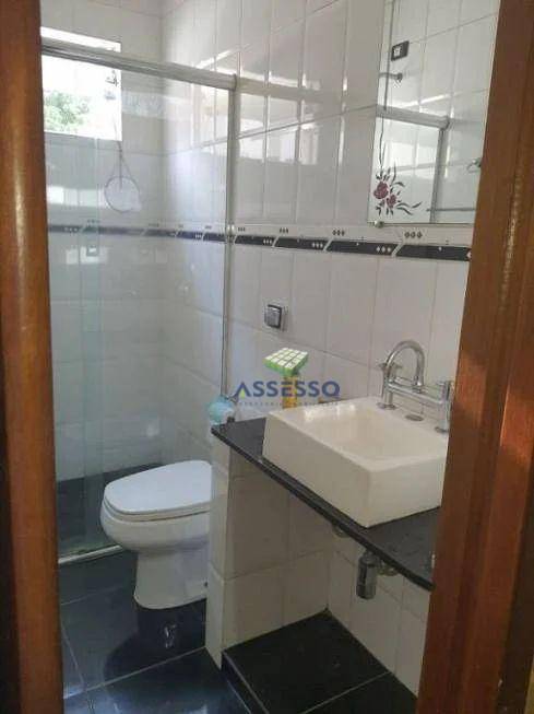 Casa à venda com 2 quartos, 136m² - Foto 24