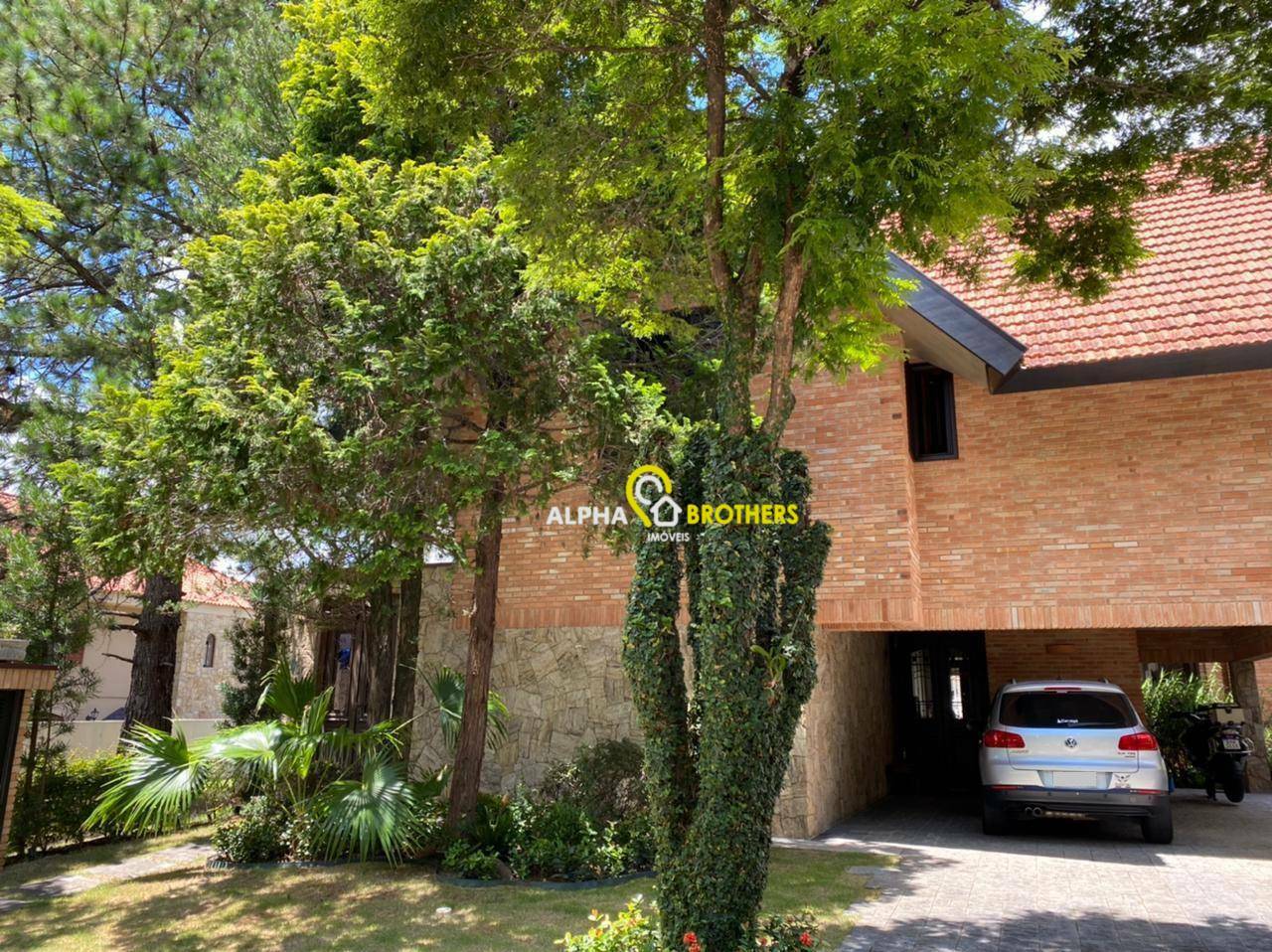 Casa de Condomínio à venda com 4 quartos, 580m² - Foto 1