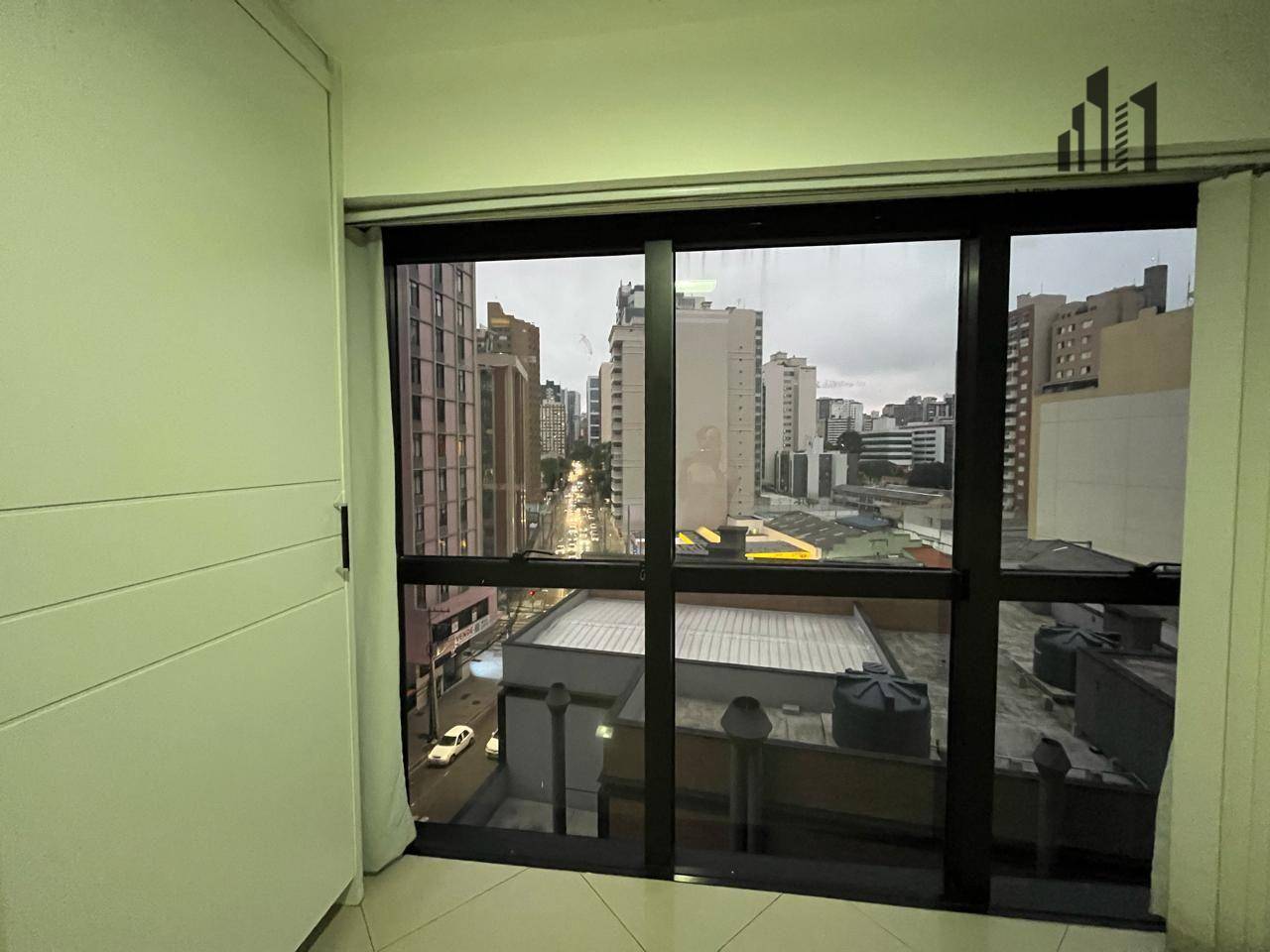 Apartamento à venda com 1 quarto, 43m² - Foto 6