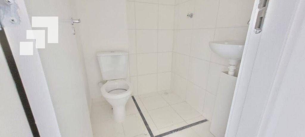 Apartamento à venda com 1 quarto, 28m² - Foto 2