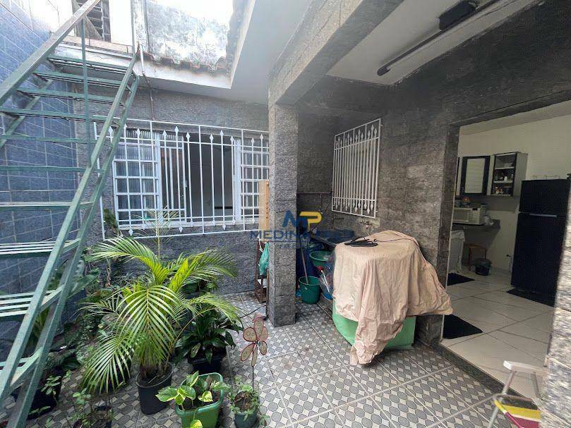 Casa à venda com 3 quartos, 320M2 - Foto 20