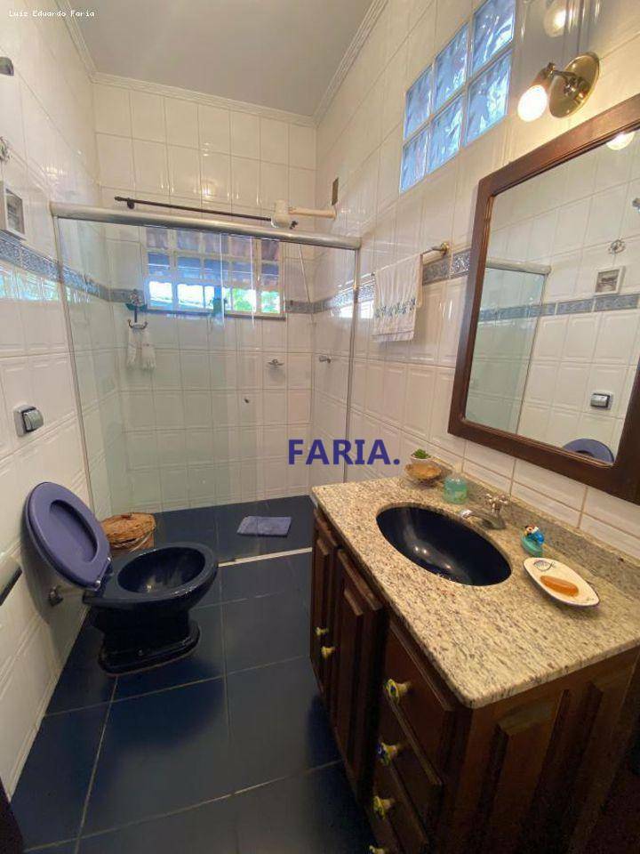 Casa à venda com 2 quartos, 69m² - Foto 9