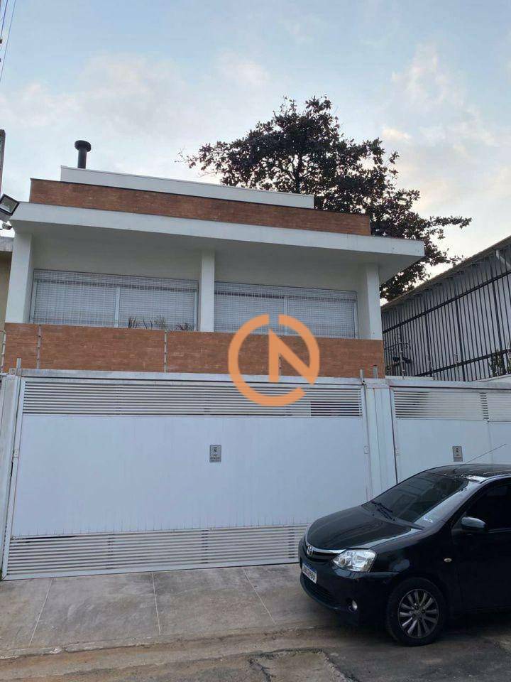 Sobrado à venda e aluguel com 3 quartos, 240m² - Foto 2