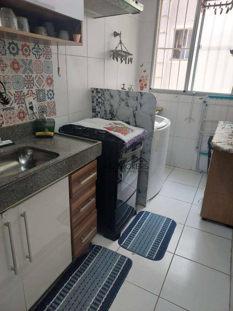 Apartamento à venda com 2 quartos, 45m² - Foto 1