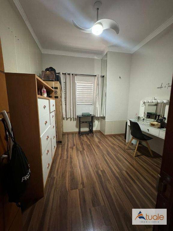 Casa à venda com 2 quartos, 70m² - Foto 8