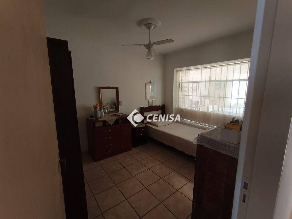 Casa à venda com 4 quartos, 220m² - Foto 10