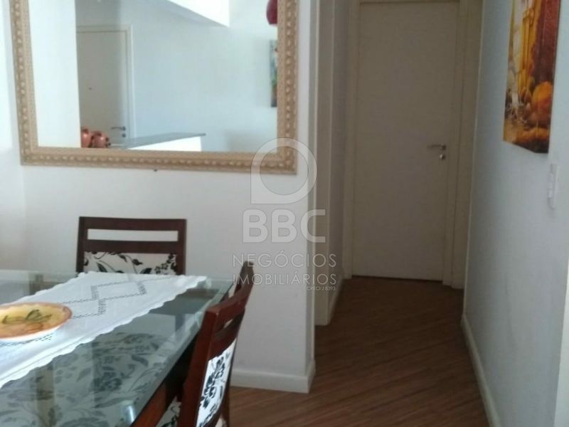 Apartamento à venda com 2 quartos, 66m² - Foto 2