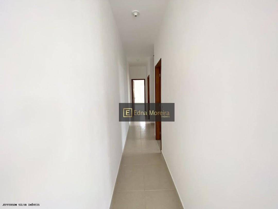 Casa à venda com 3 quartos, 100m² - Foto 8