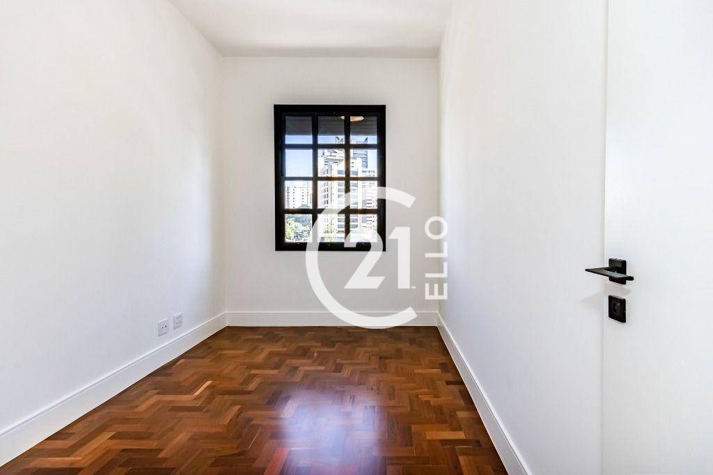 Apartamento à venda com 3 quartos, 212m² - Foto 26