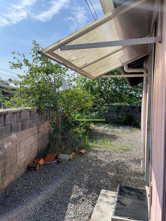 Casa para alugar com 2 quartos, 63m² - Foto 3