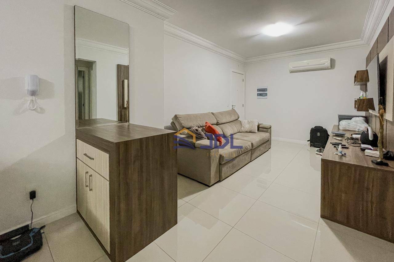 Apartamento à venda com 2 quartos, 81m² - Foto 6