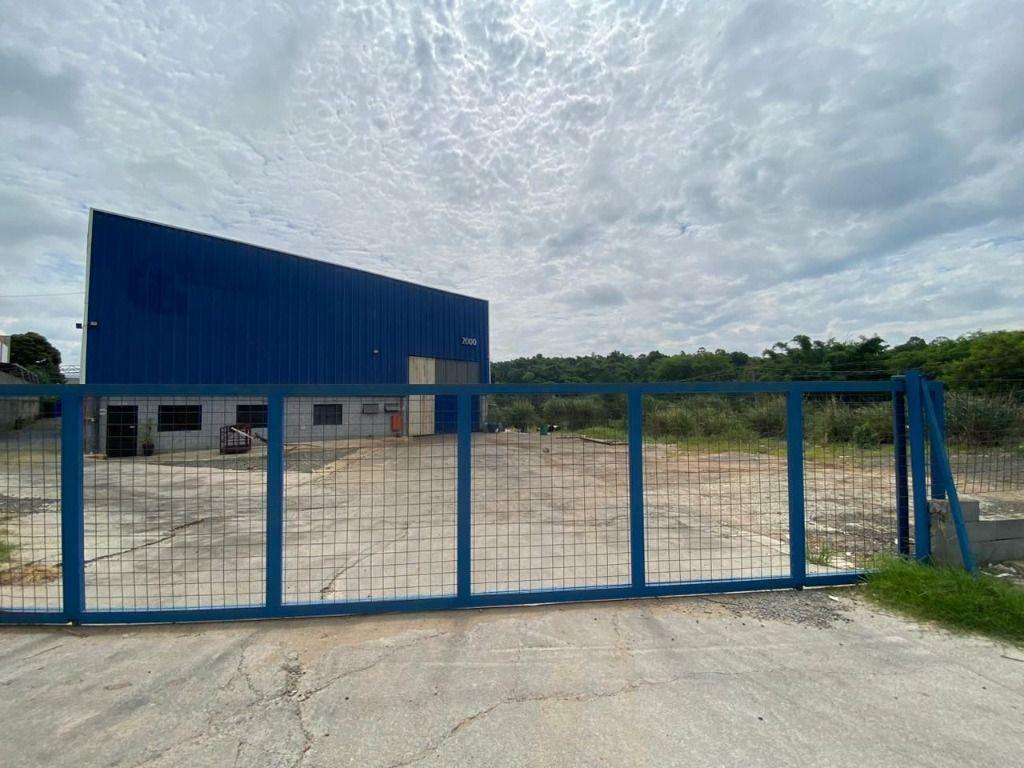 Depósito-Galpão-Armazém para alugar, 1700m² - Foto 2