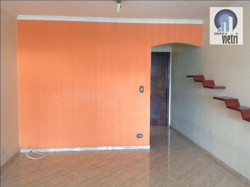 Sobrado à venda com 2 quartos, 120m² - Foto 1