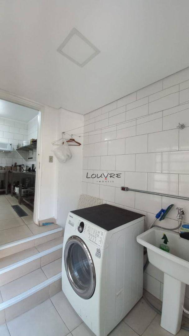 Casa para alugar com 3 quartos, 195m² - Foto 23