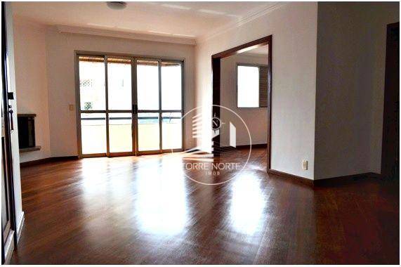 Apartamento à venda com 3 quartos, 131m² - Foto 1