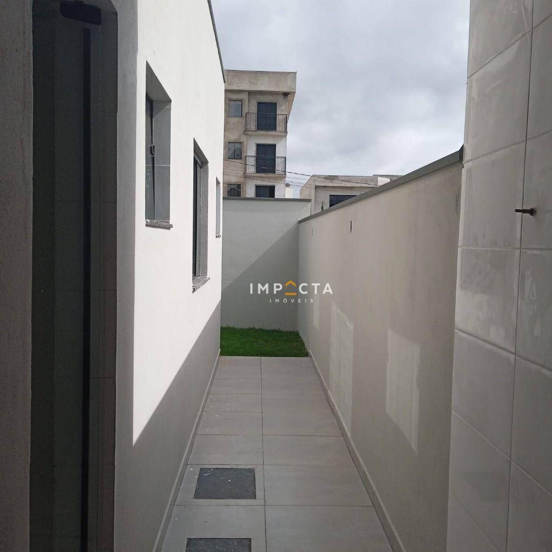 Casa à venda com 3 quartos, 114m² - Foto 9