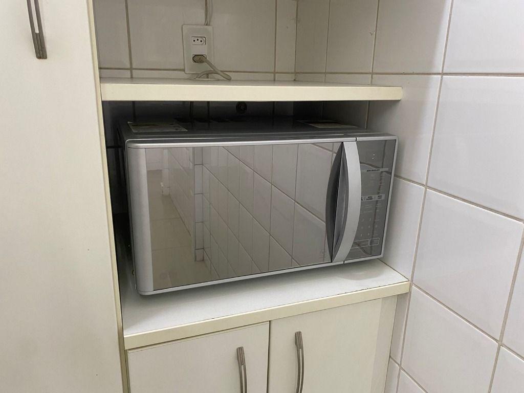 Apartamento à venda com 1 quarto, 46m² - Foto 15