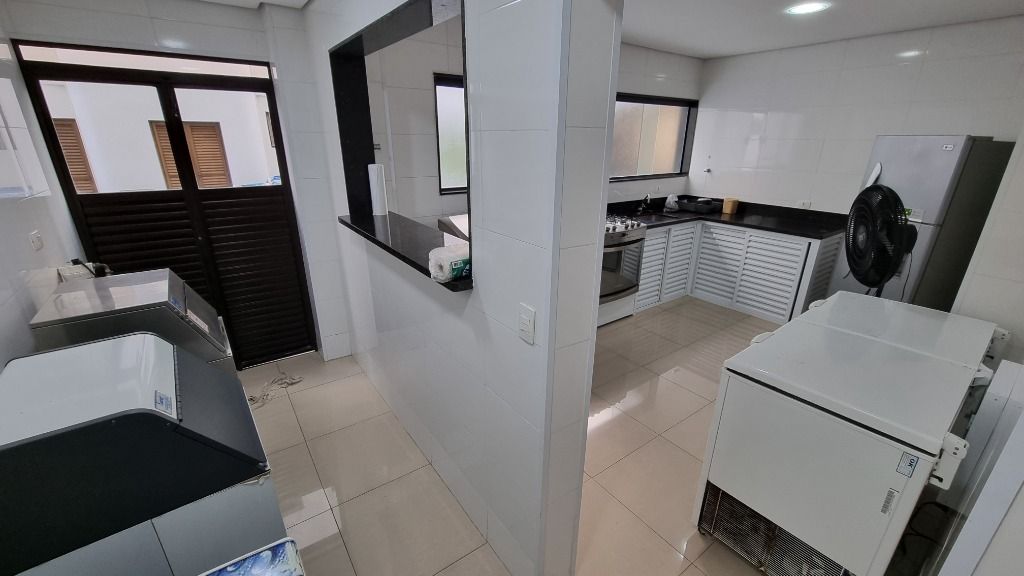 Apartamento à venda com 3 quartos, 109m² - Foto 30