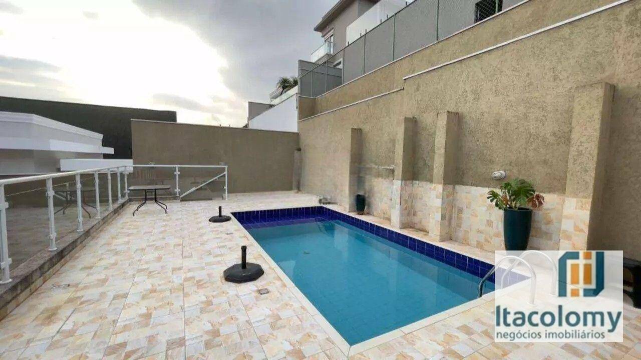 Casa de Condomínio à venda com 3 quartos, 224m² - Foto 5