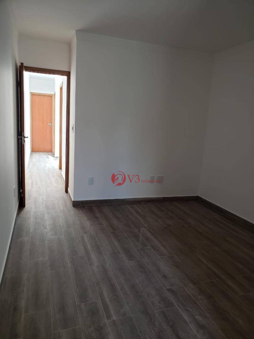 Sobrado à venda com 3 quartos, 130m² - Foto 4