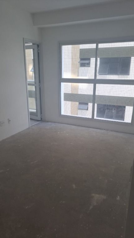 Apartamento à venda com 2 quartos, 81m² - Foto 4