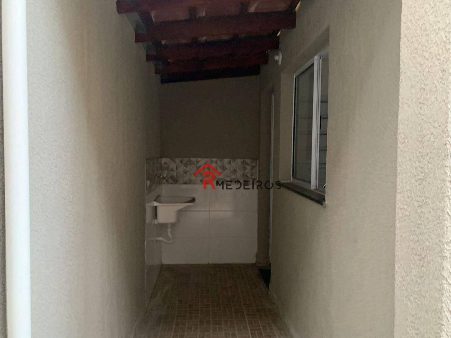 Casa à venda com 2 quartos, 61m² - Foto 20