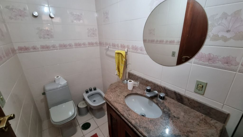 Apartamento à venda com 4 quartos, 190m² - Foto 14