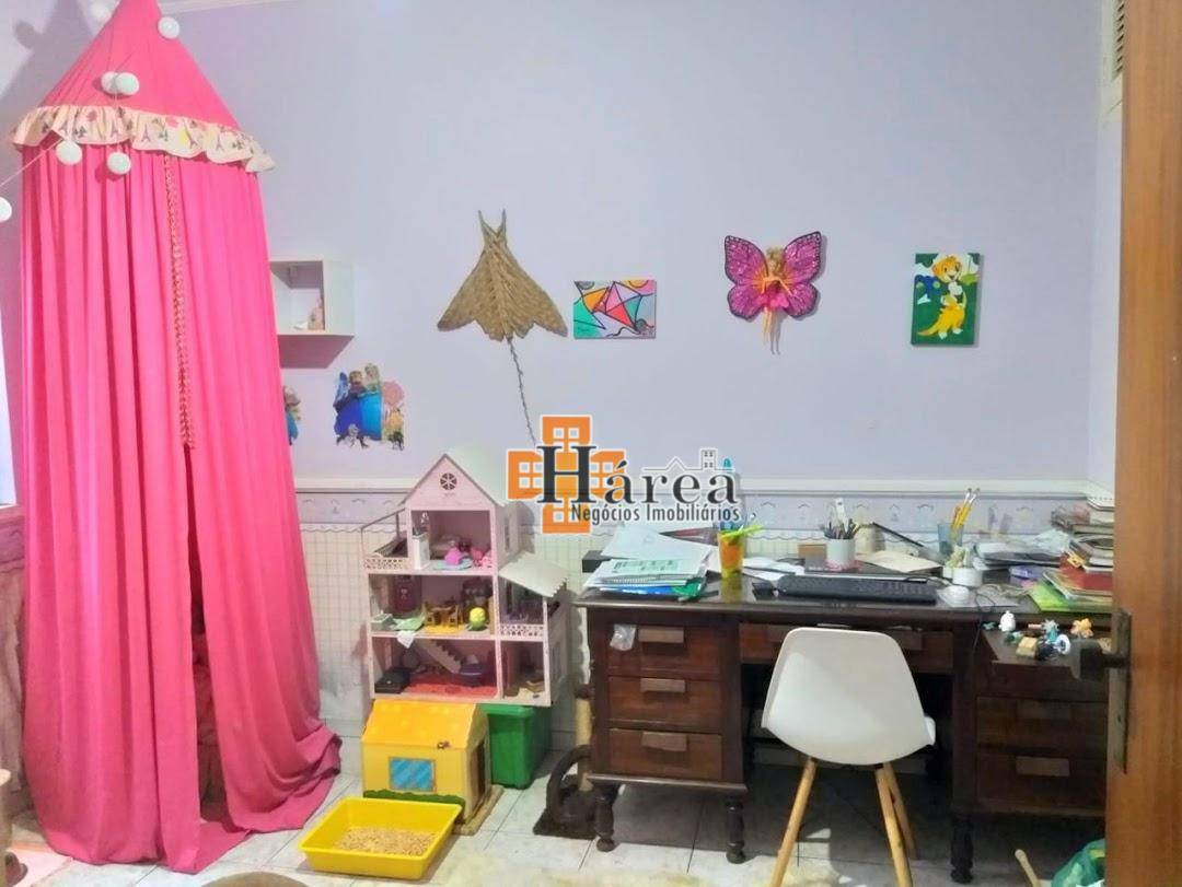 Casa à venda com 2 quartos, 276m² - Foto 6