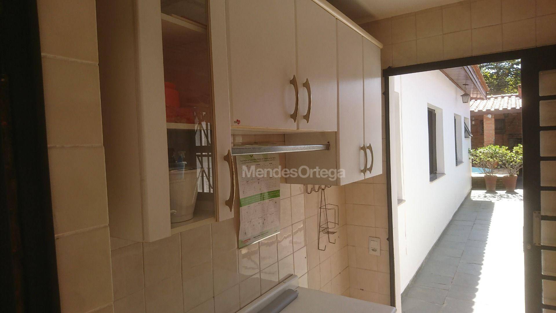 Casa à venda com 5 quartos, 278m² - Foto 11