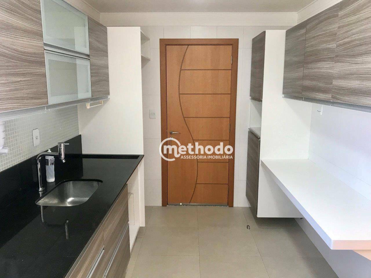 Apartamento para alugar com 3 quartos, 106m² - Foto 10