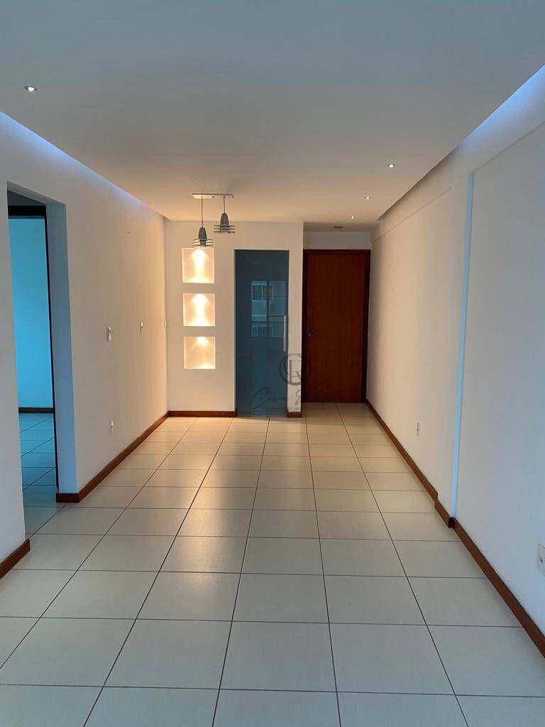 Apartamento à venda com 2 quartos, 69m² - Foto 9