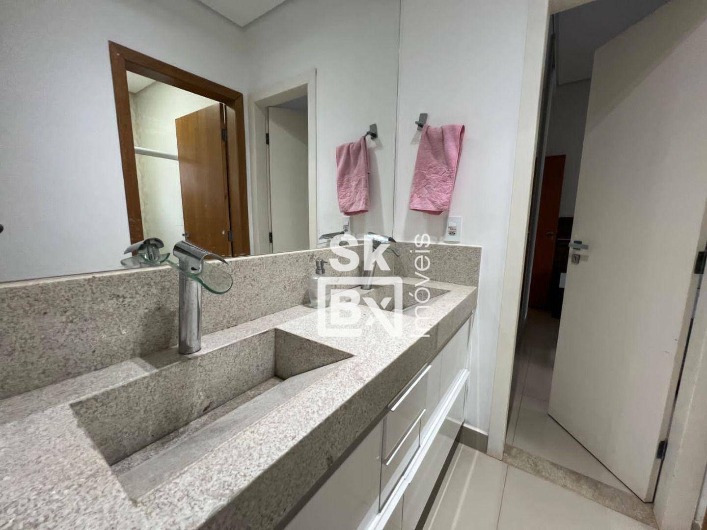 Casa à venda com 3 quartos, 300m² - Foto 18