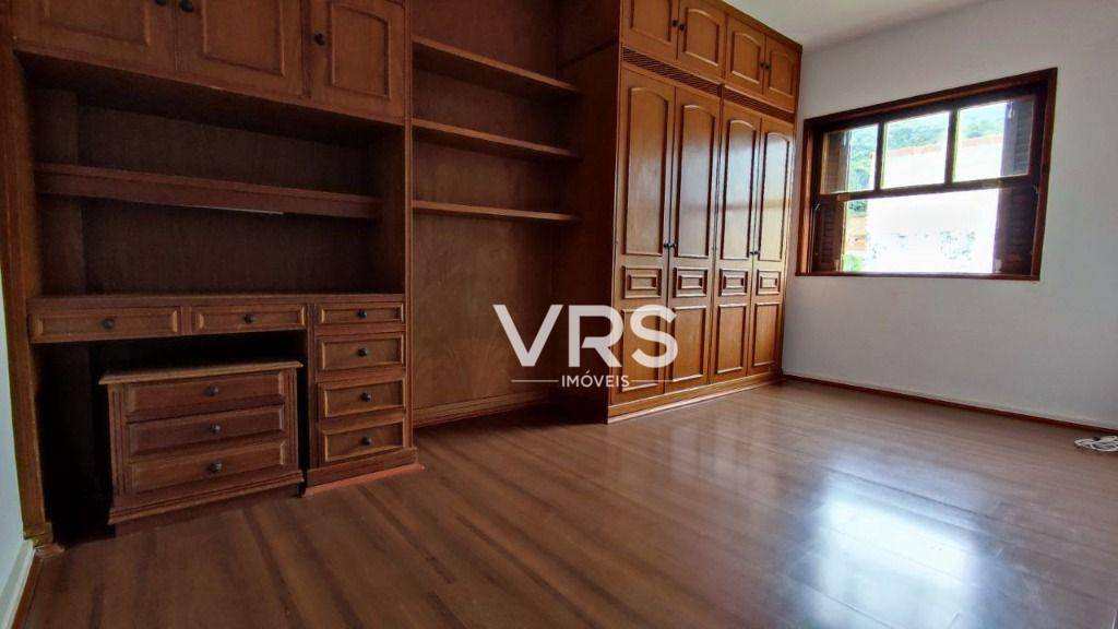 Apartamento à venda com 3 quartos, 105m² - Foto 18