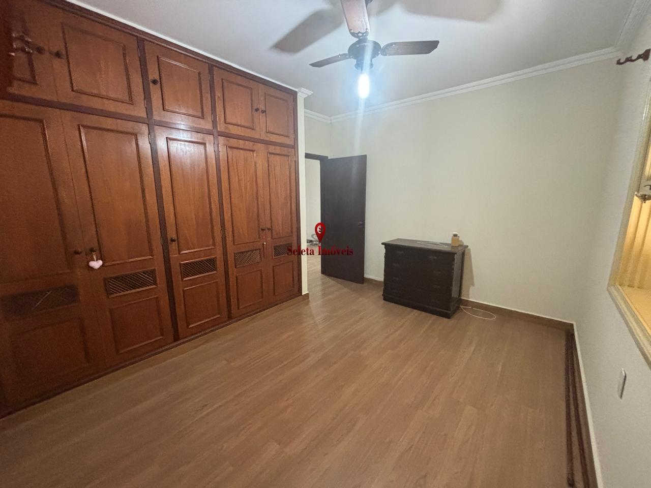 Casa à venda com 3 quartos, 212m² - Foto 24