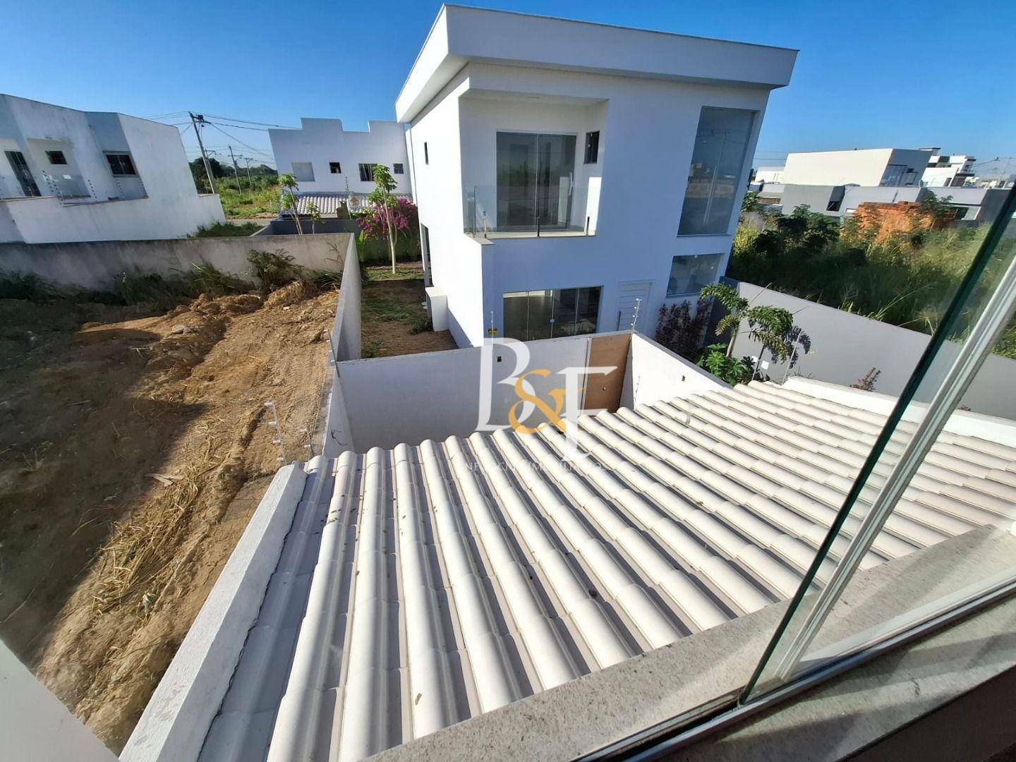 Casa à venda com 2 quartos, 85m² - Foto 11